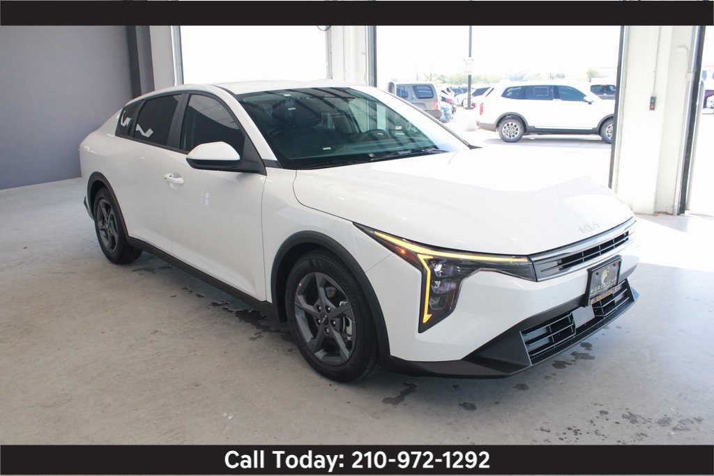 Certified 2025 Kia K4