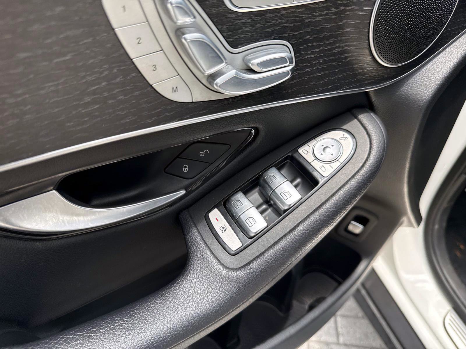 Certified 2021 Mercedes-Benz GLC 300 image 19