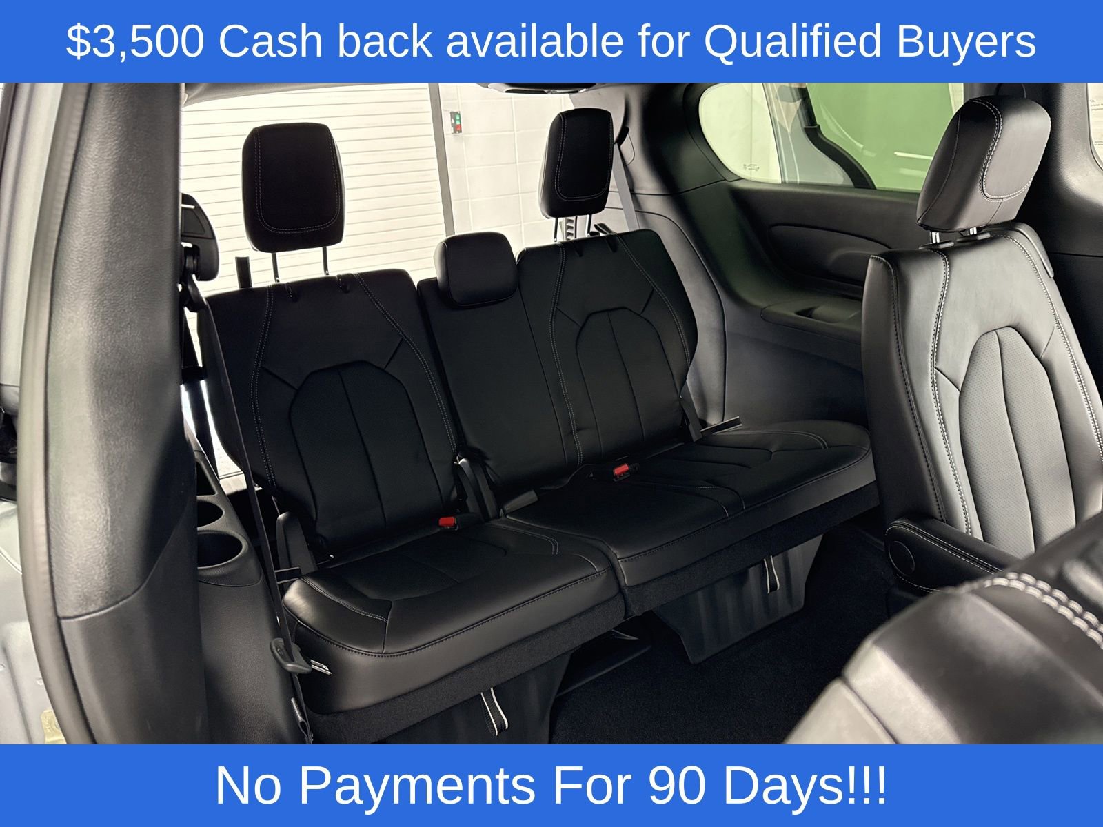 New 2026 Chrysler Pacifica Select image 31