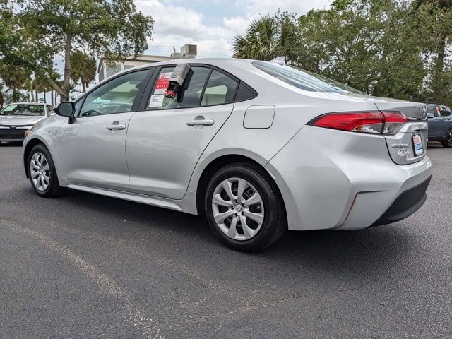 New 2024 Toyota Corolla LE FWD image 6