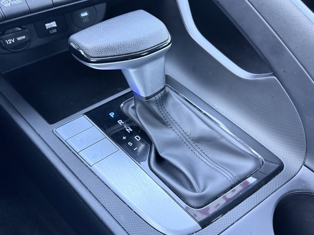 Used 2024 Hyundai Elantra SEL image 18