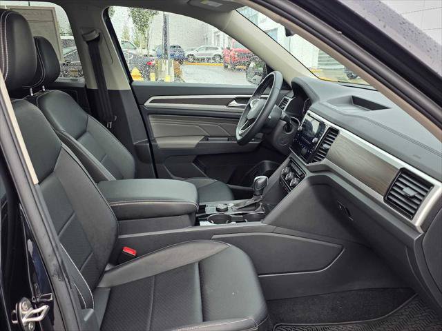 Used 2023 Volkswagen Atlas SE w/ Panoramic Sunroof Package AWD/4WD image 11