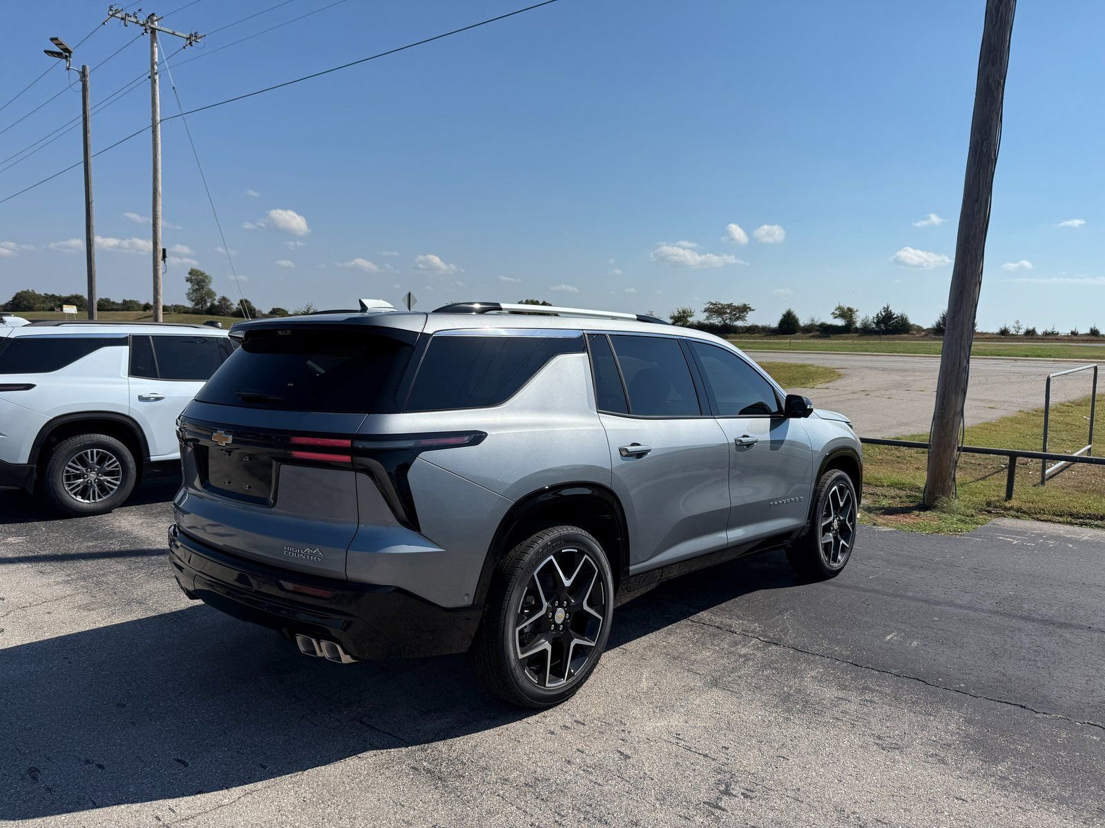 New 2026 Chevrolet Traverse High Country w/ LPO, Floor Liner Package image 7