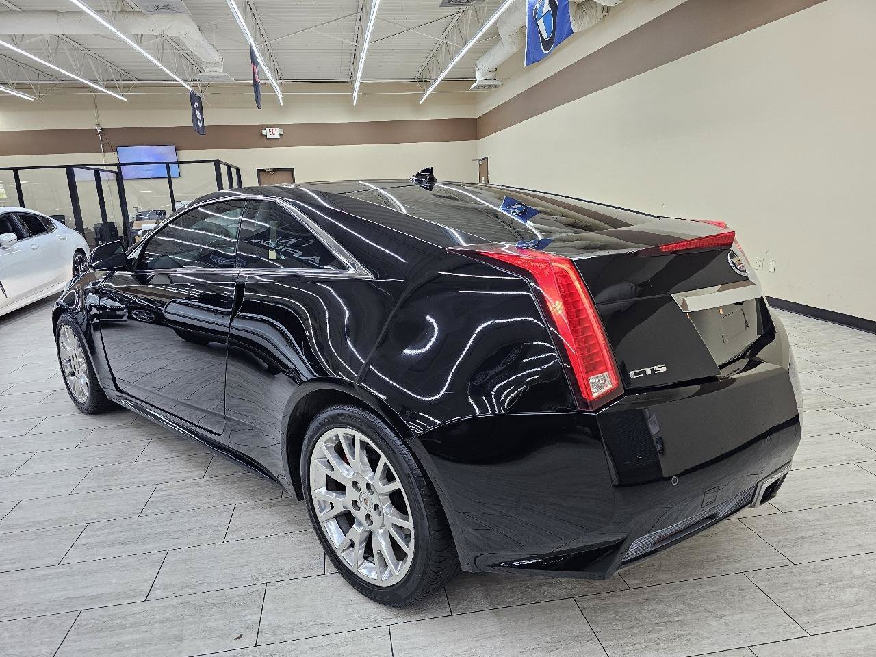 Used 2012 Cadillac CTS Premium RWD image 8