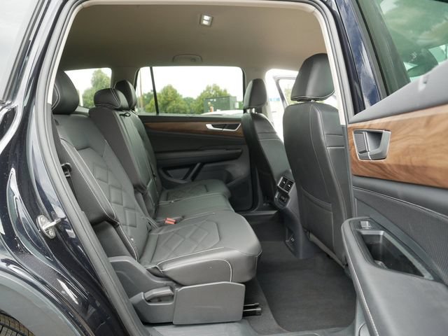 Certified 2025 Volkswagen Atlas SE AWD/4WD image 19