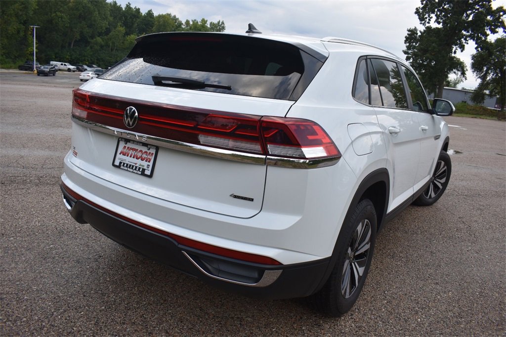 Used 2024 Volkswagen Atlas Cross Sport SE image 8