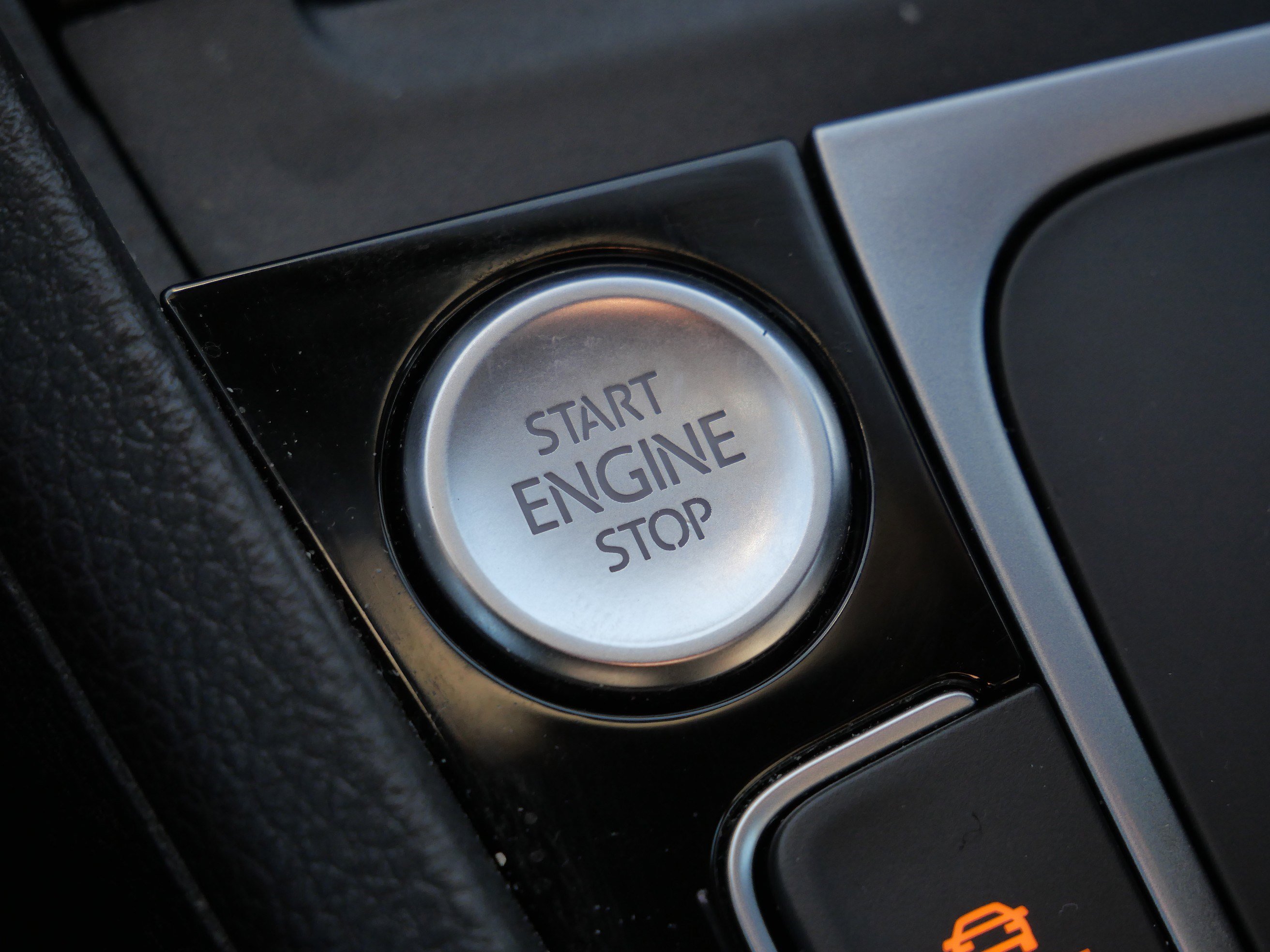 Used 2021 Volkswagen GTI SE image 27