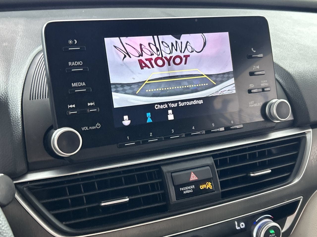 Used 2018 Honda Accord LX image 17
