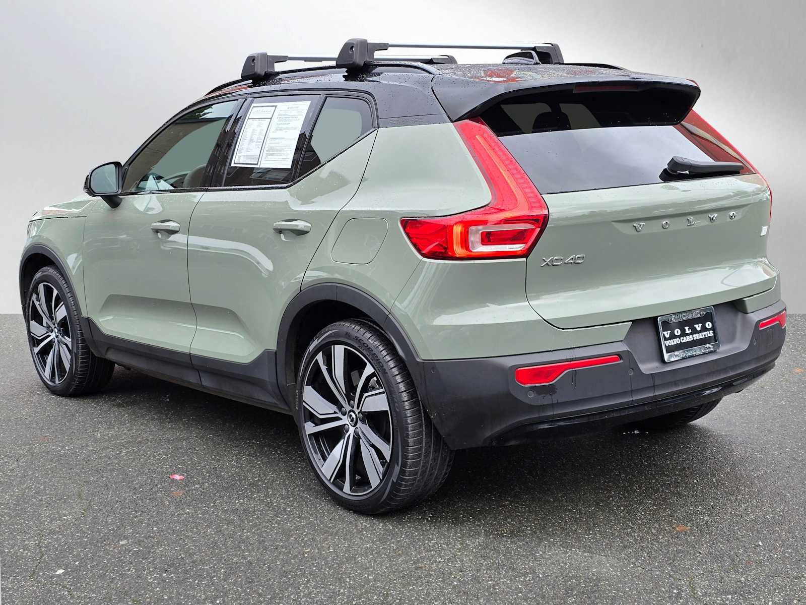 Certified 2022 Volvo XC40 P8 Recharge Ultimate image 13