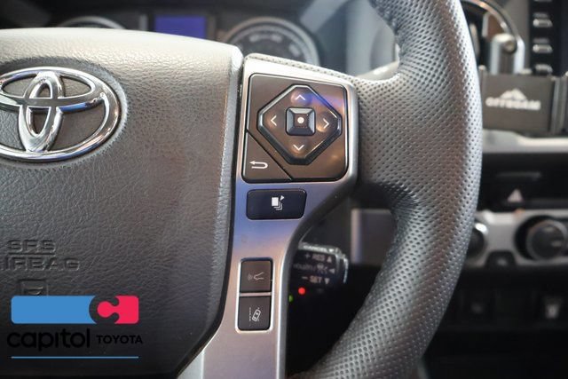 Certified 2022 Toyota Tacoma SR5 AWD/4WD image 19