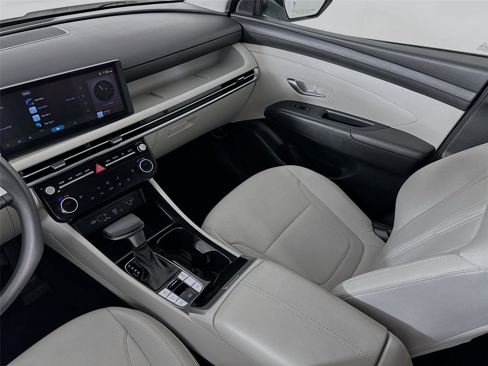 Used 2025 Hyundai Tucson SEL AWD/4WD image 24