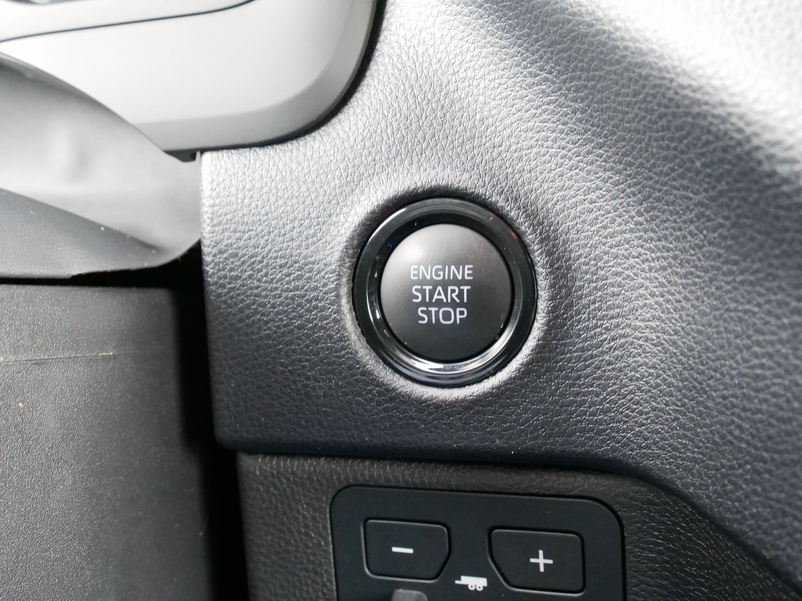 Used 2025 Toyota Tundra SR5 image 25