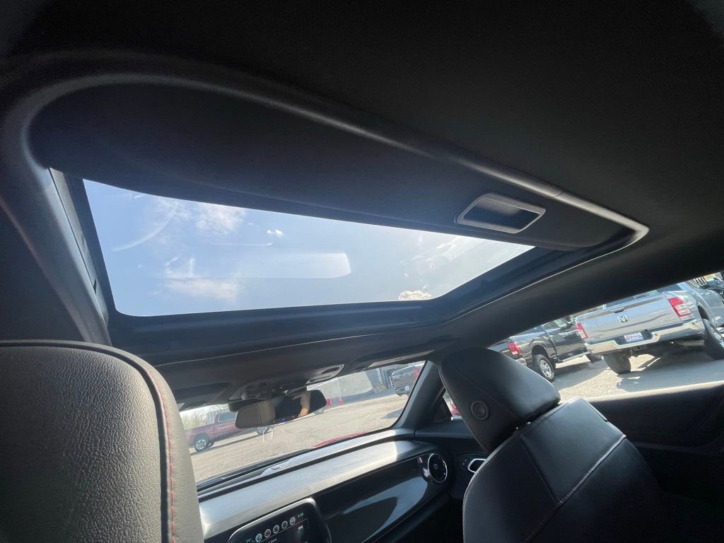 Used 2018 Chevrolet Camaro ZL1 image 8