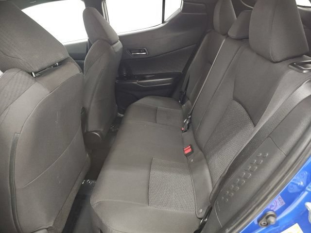 Used 2018 Toyota C-HR XLE FWD image 29