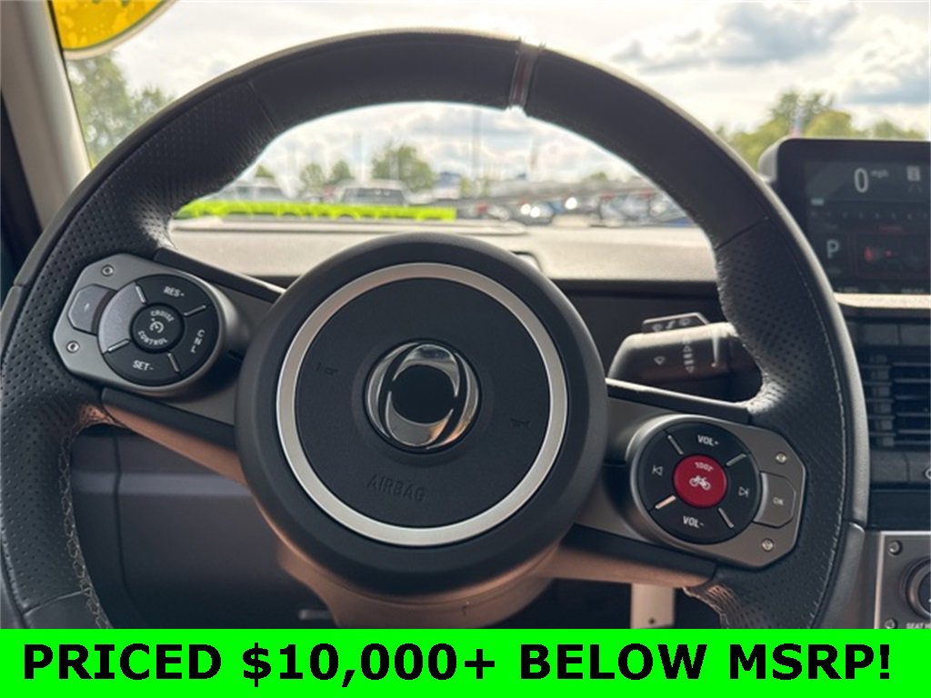 Used 2024 INEOS Grenadier Fieldmaster Edition image 10