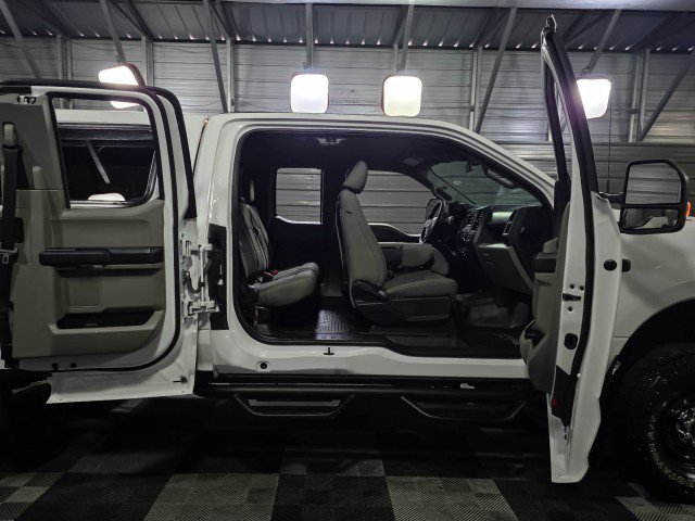 Used 2022 Ford F250 XL w/ Power Equipment Group AWD/4WD image 20