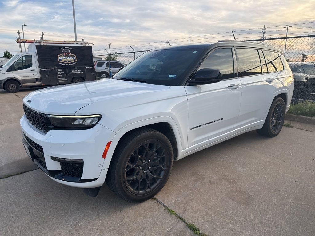 Used 2024 Jeep Grand Cherokee L Summit image 2