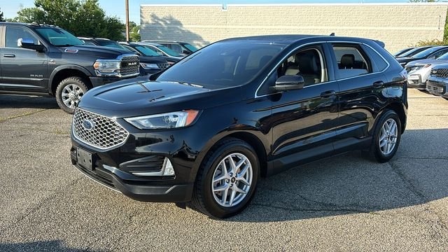 Used 2024 Ford Edge SEL w/ Convenience Package AWD/4WD image 2