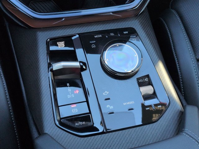 Used 2025 BMW X3 xDrive30i w/ Premium Package image 12