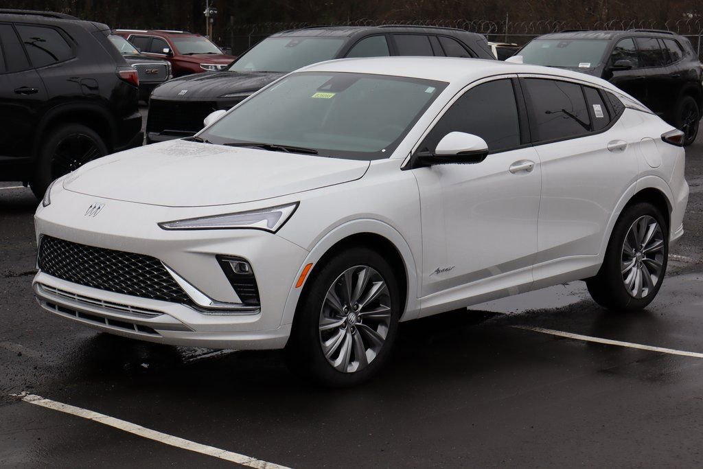 New 2026 Buick Envista Avenir image 2