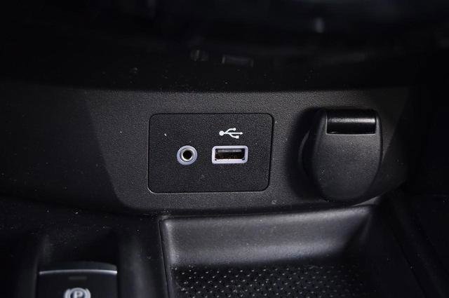 Used 2020 Nissan Rogue SV w/ Premium Package image 22