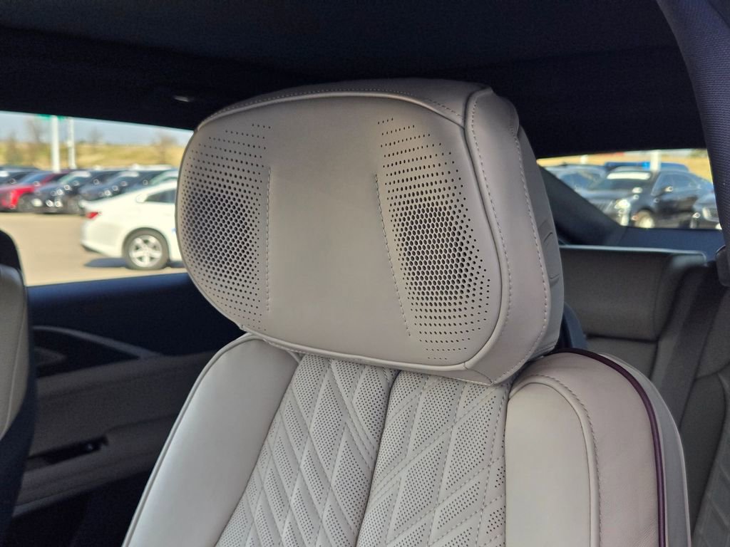 Certified 2024 Cadillac Lyriq Luxury w/ Nappa Leather Package image 12