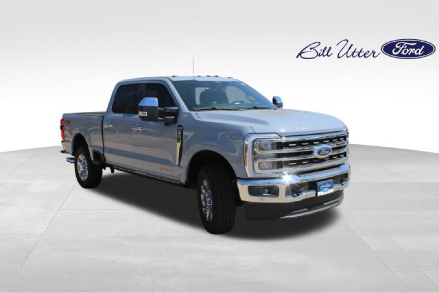 New 2026 Ford F250 King Ranch w/ Chrome Package AWD/4WD image 2
