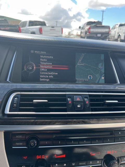 Used 2015 BMW 750i RWD image 43