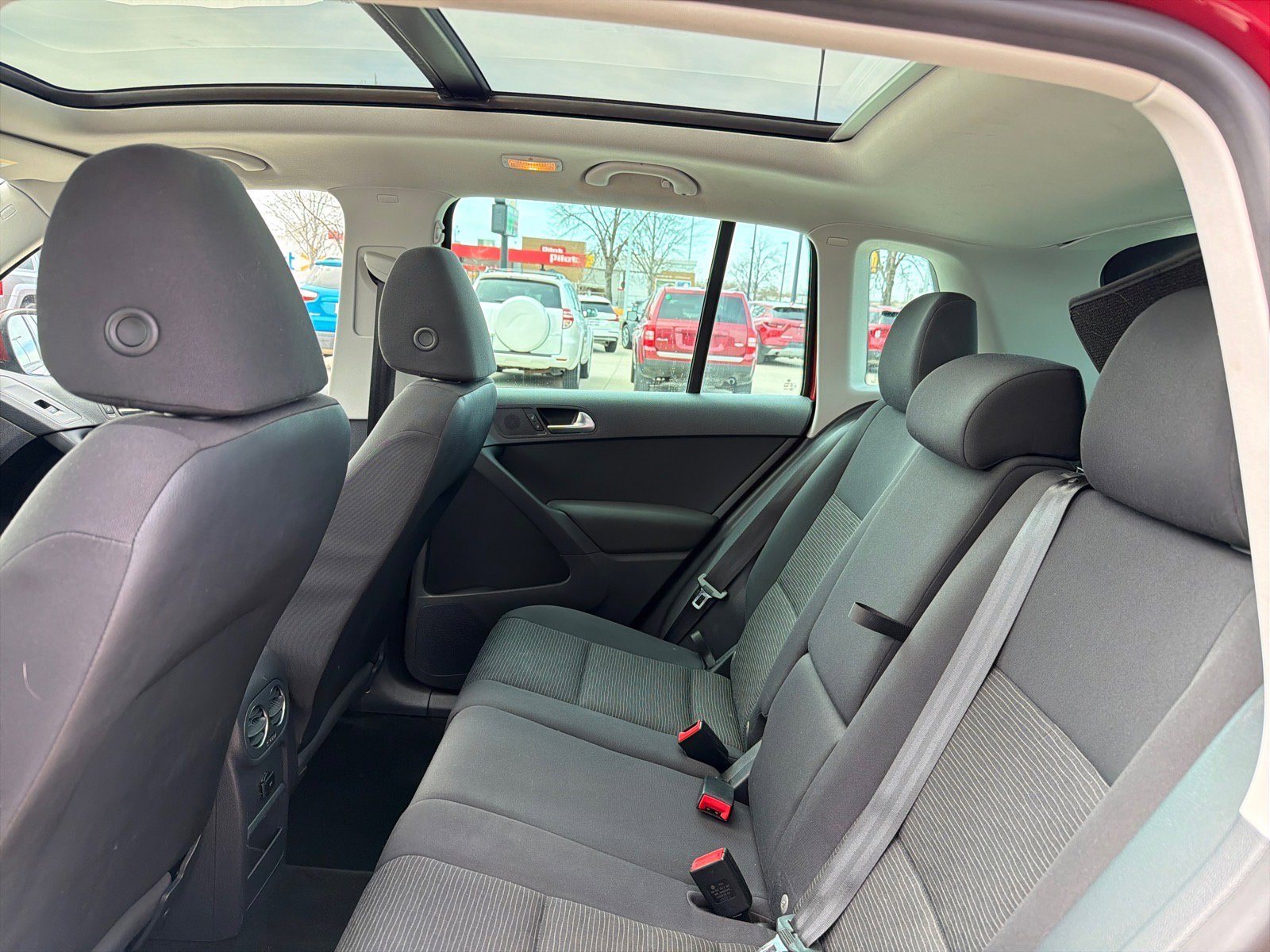 Used 2012 Volkswagen Tiguan S AWD/4WD image 18