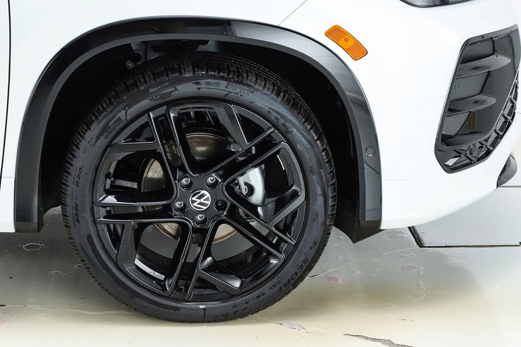 New 2026 Volkswagen Tiguan SE R-Line image 53