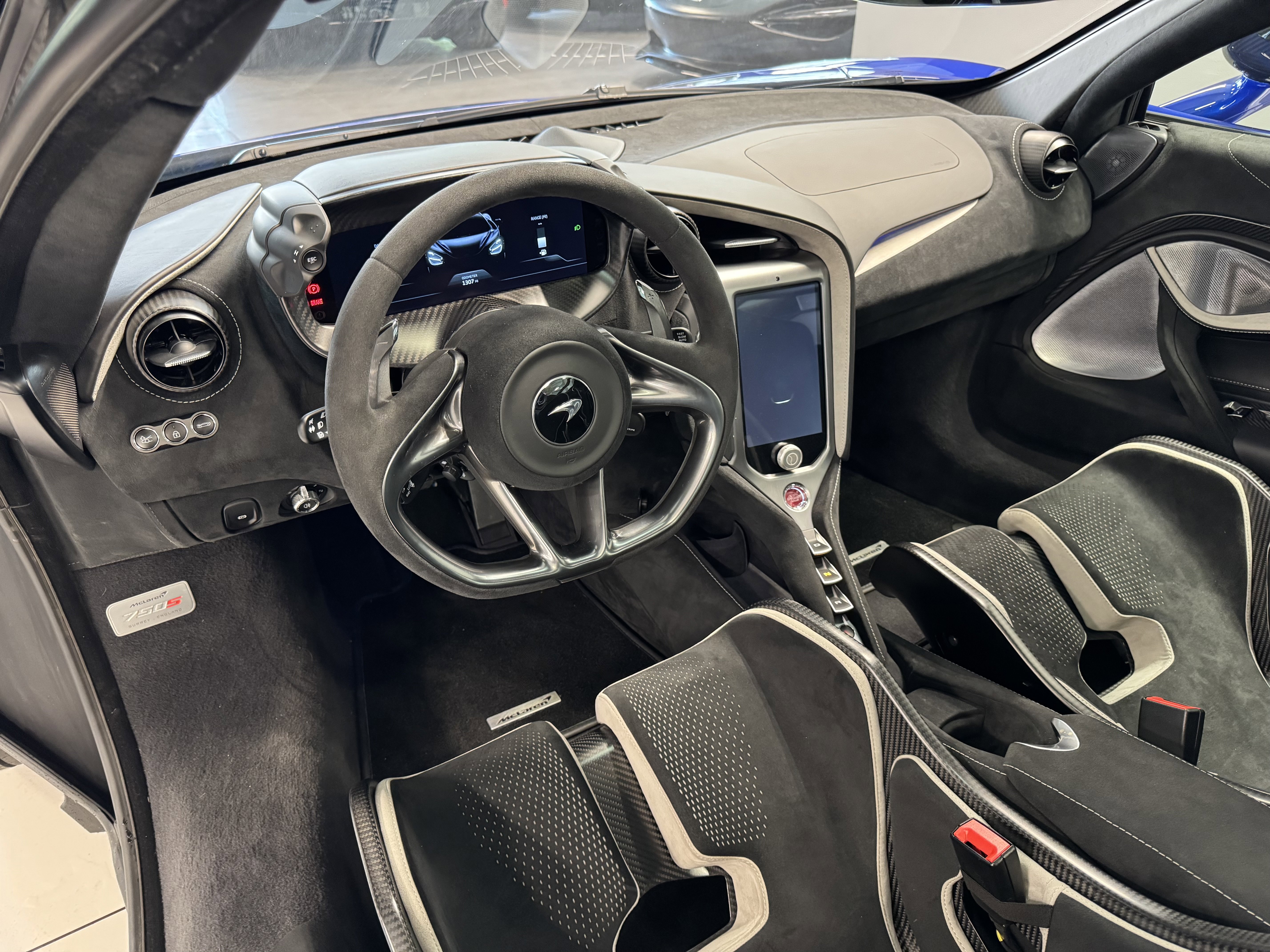 Used 2024 McLaren 750S image 15