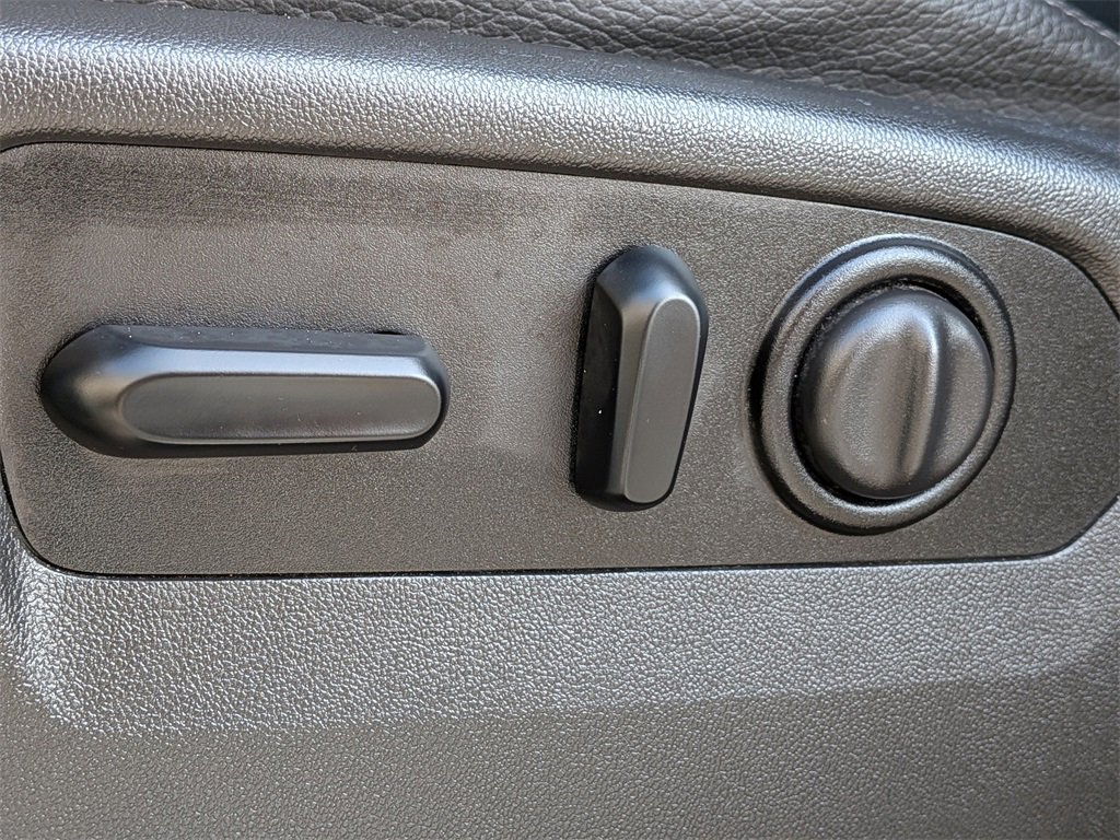 Used 2021 GMC Sierra 2500 Denali w/ Denali Ultimate Package image 18