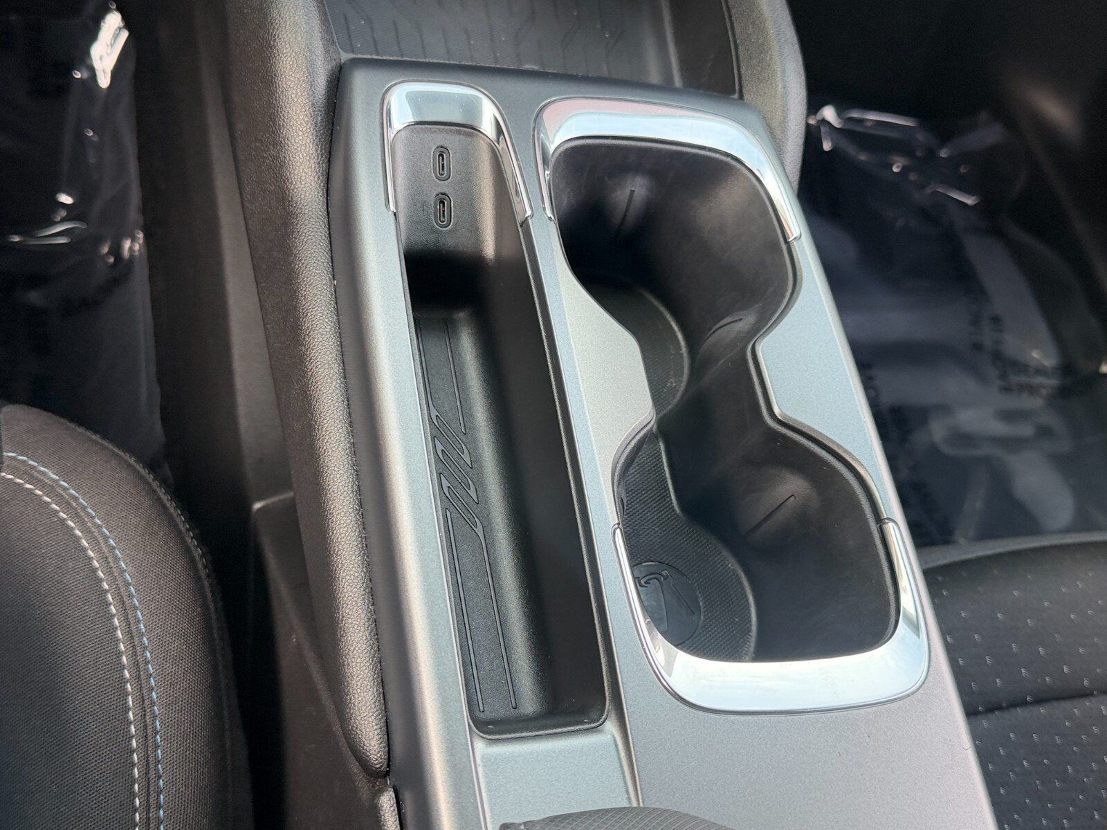 Used 2025 Chevrolet Equinox EV LT FWD image 25