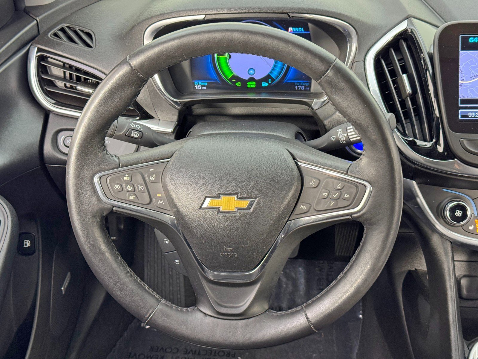 Used 2017 Chevrolet Volt Premier w/ Driver Confidence II Package image 17