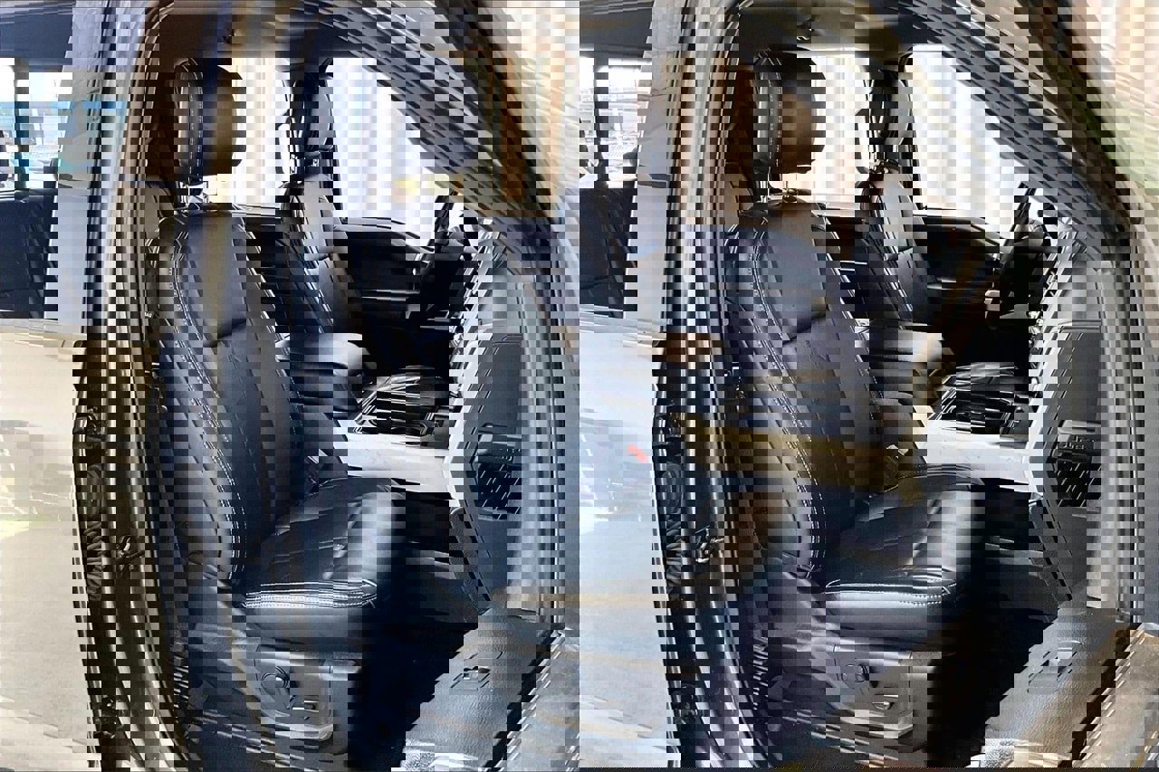 Used 2020 Ford F250 Lariat w/ Tremor Off-Road Package image 15