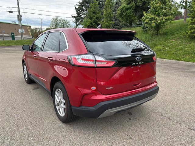 Certified 2024 Ford Edge SEL w/ Convenience Package AWD/4WD image 2