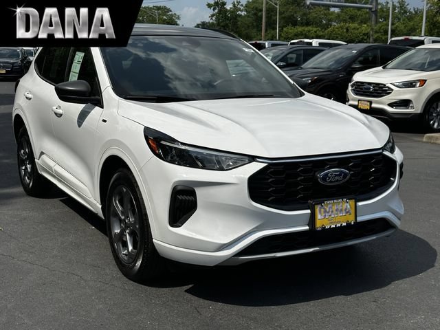 Certified 2023 Ford Escape ST-Line w/ Tech Pack #1 AWD/4WD video 1