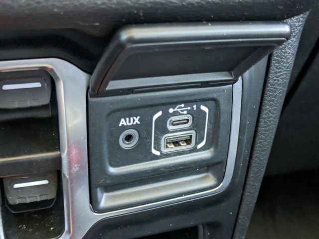 Used 2025 Jeep Wrangler Unlimited Sport AWD/4WD image 23