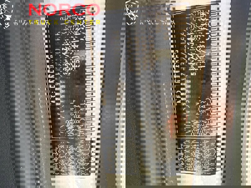 Used 2017 Mercedes-Benz Metris w/ Driver Efficiency Package image 23