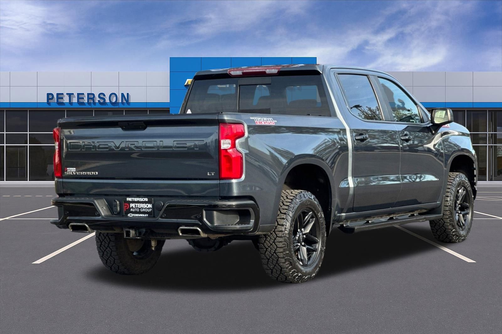 Certified 2021 Chevrolet Silverado 1500 LT Trail Boss w/ Convenience Package II AWD/4WD image 4
