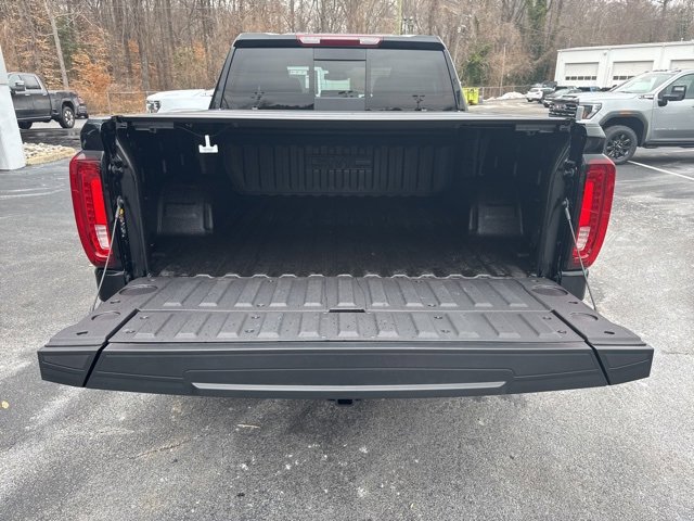 New 2026 GMC Sierra 1500 SLT image 15