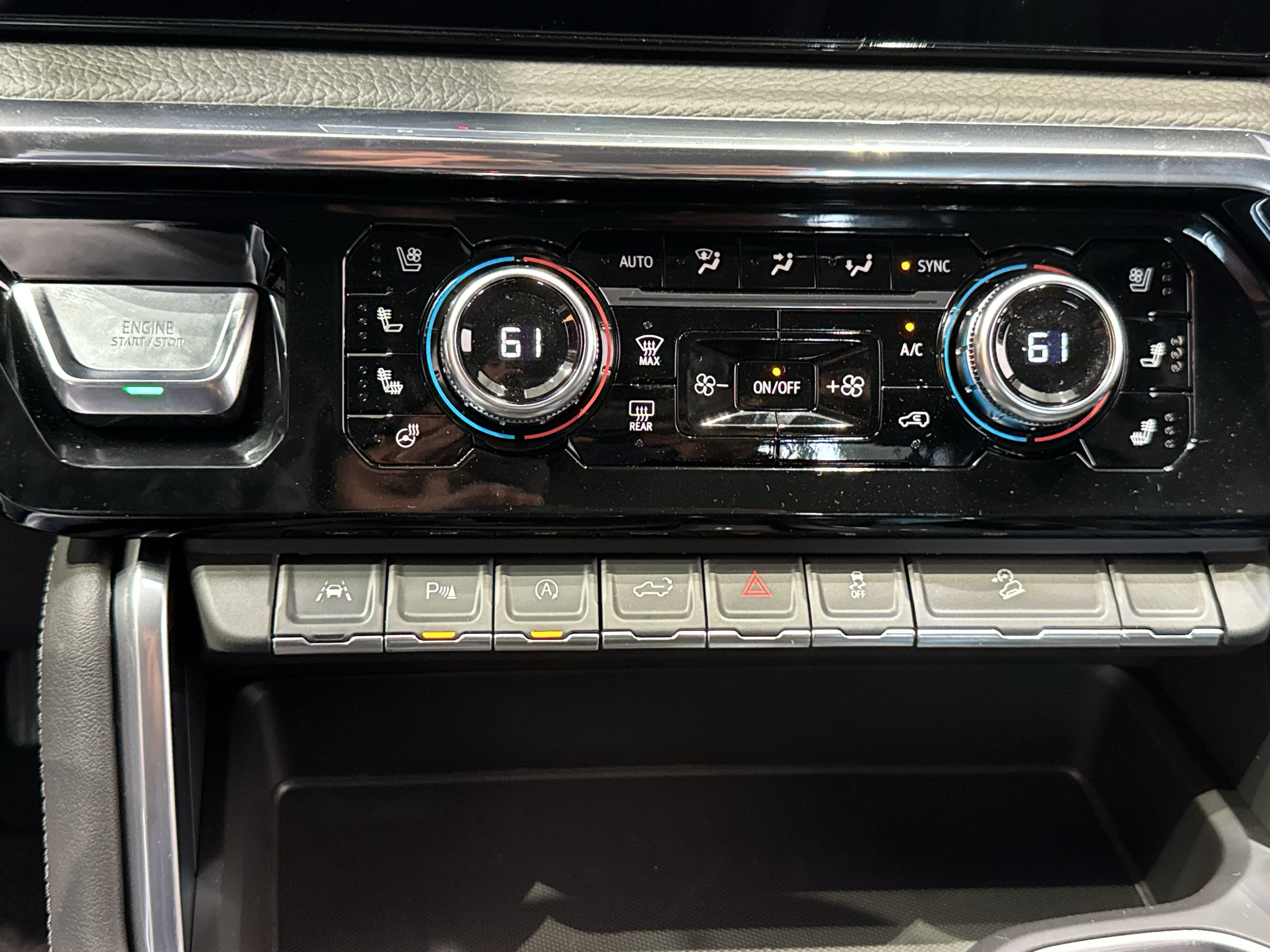 New 2026 GMC Sierra 1500 Denali w/ Technology Package AWD/4WD image 35