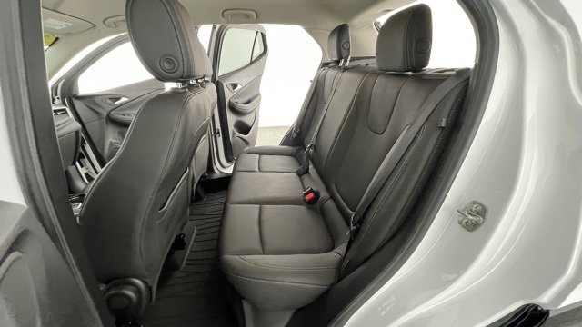 Used 2024 Buick Encore GX Sport Touring image 43