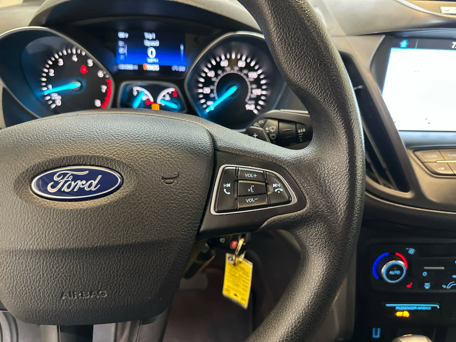 Used 2017 Ford Escape SE w/ Equipment Group 201A AWD/4WD image 22