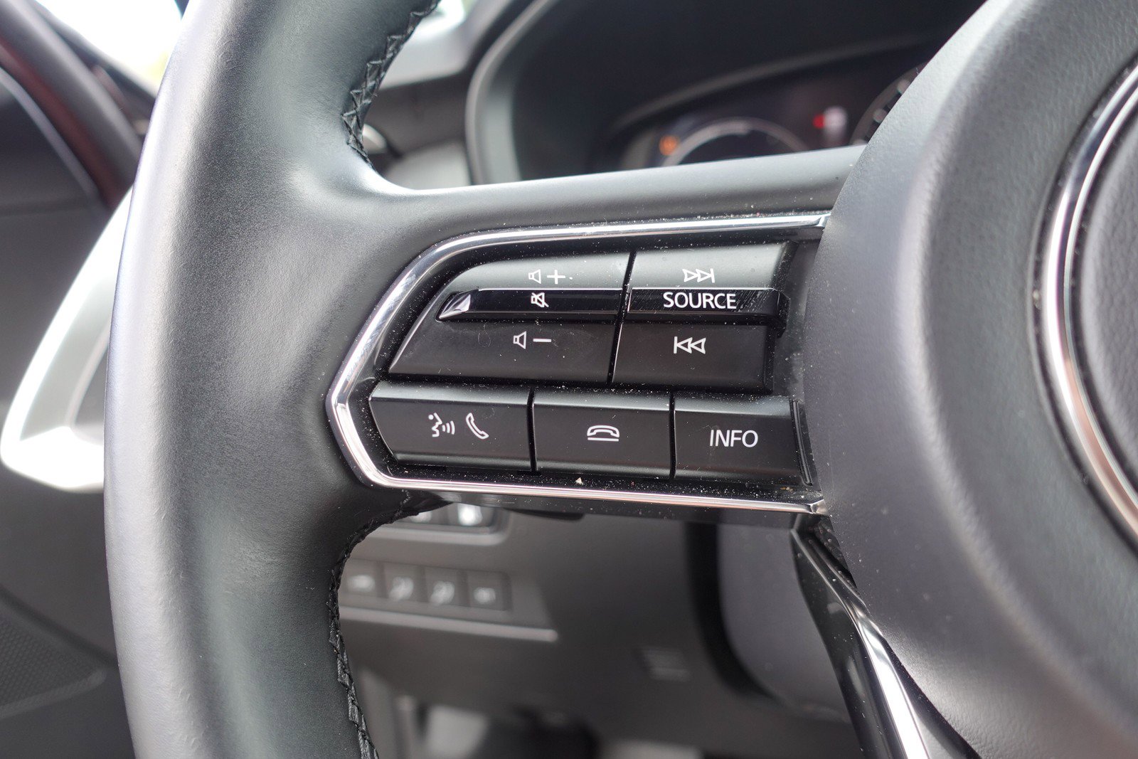 Used 2024 MAZDA CX-90 Plug-In Hybrid w/ Premium Plus image 14