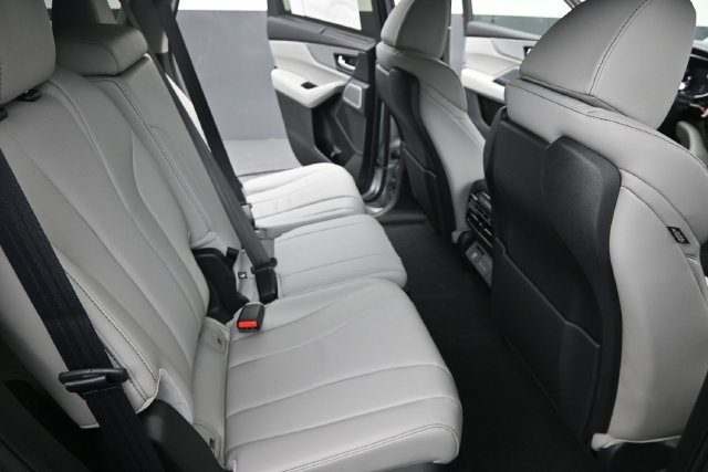 New 2026 Acura MDX w/ Technology Package FWD image 18