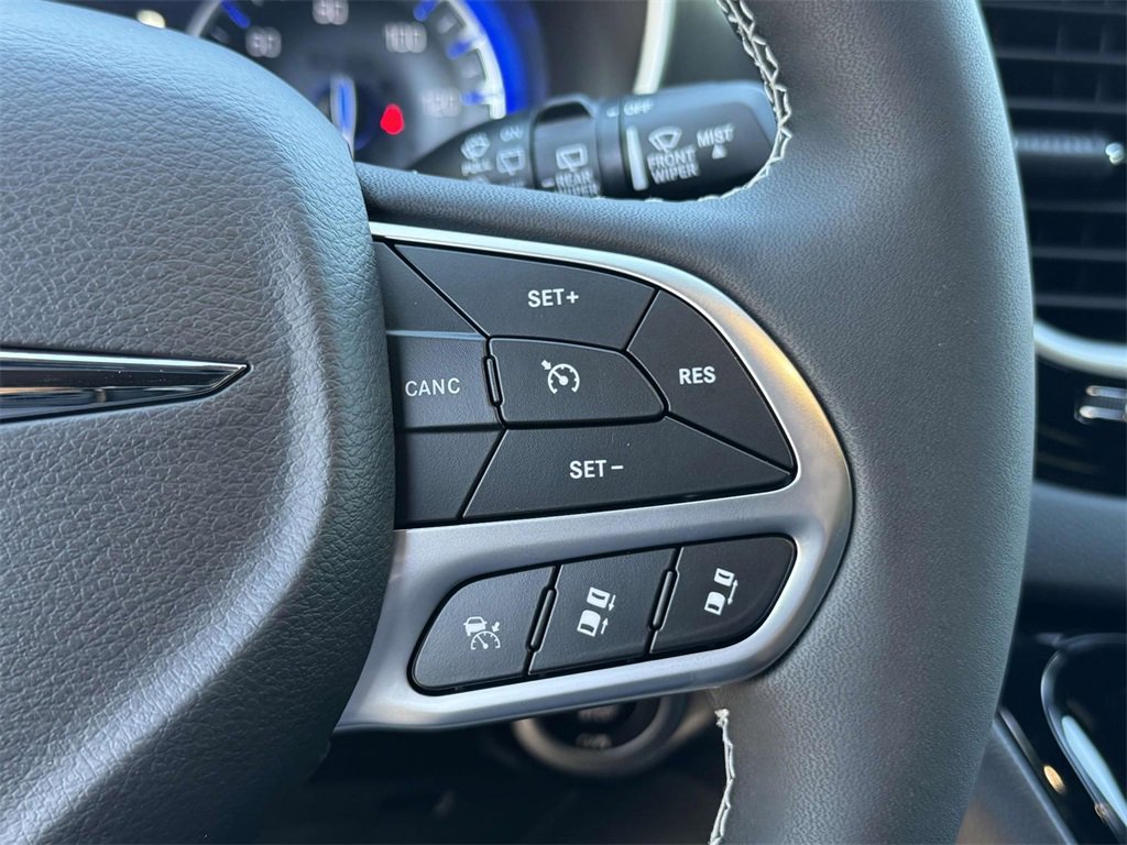 New 2026 Chrysler Voyager LX image 22