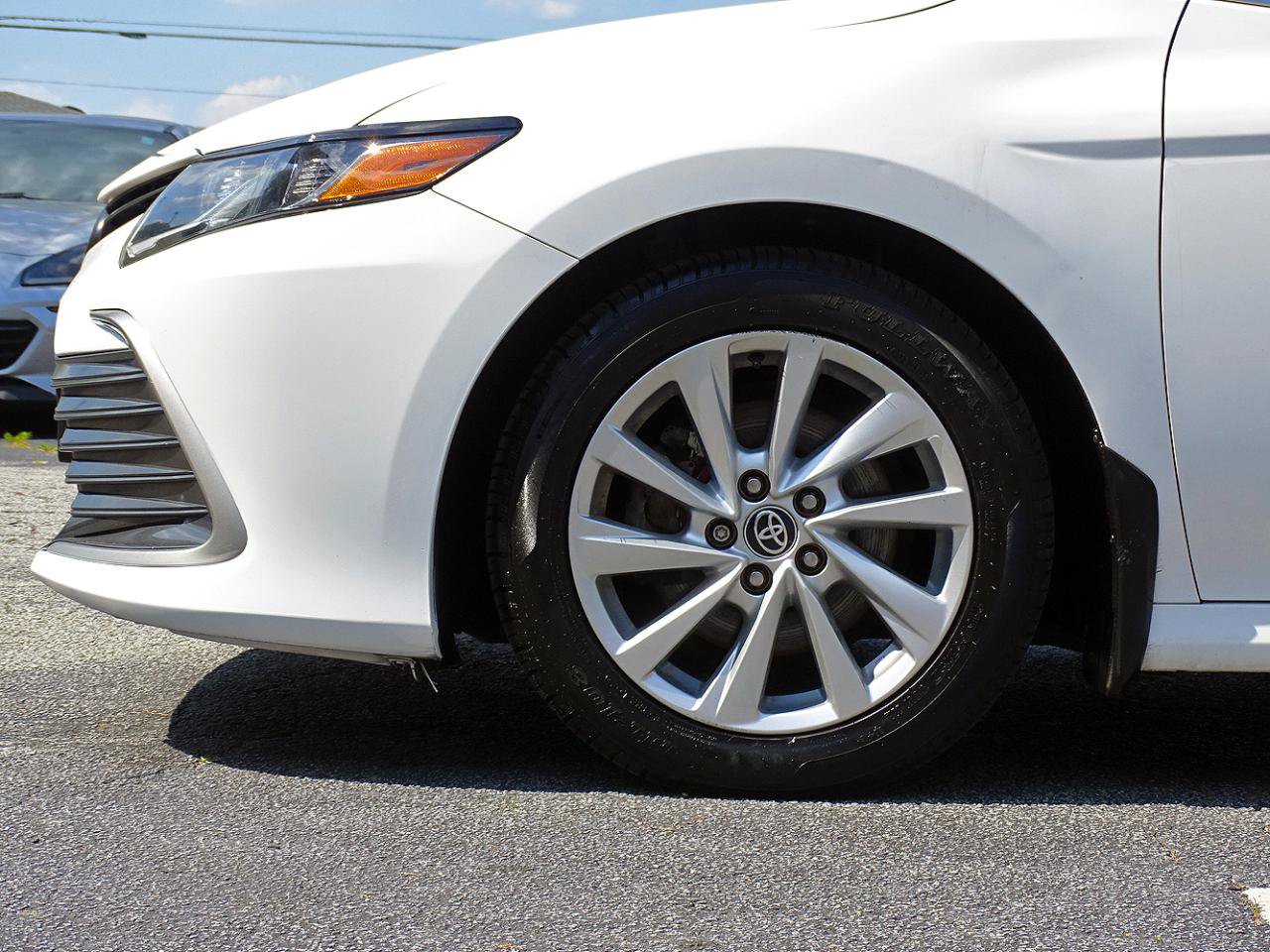 Used 2023 Toyota Camry LE FWD image 15