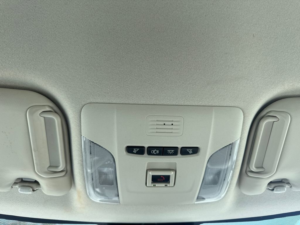 Used 2022 Toyota Corolla LE FWD image 27