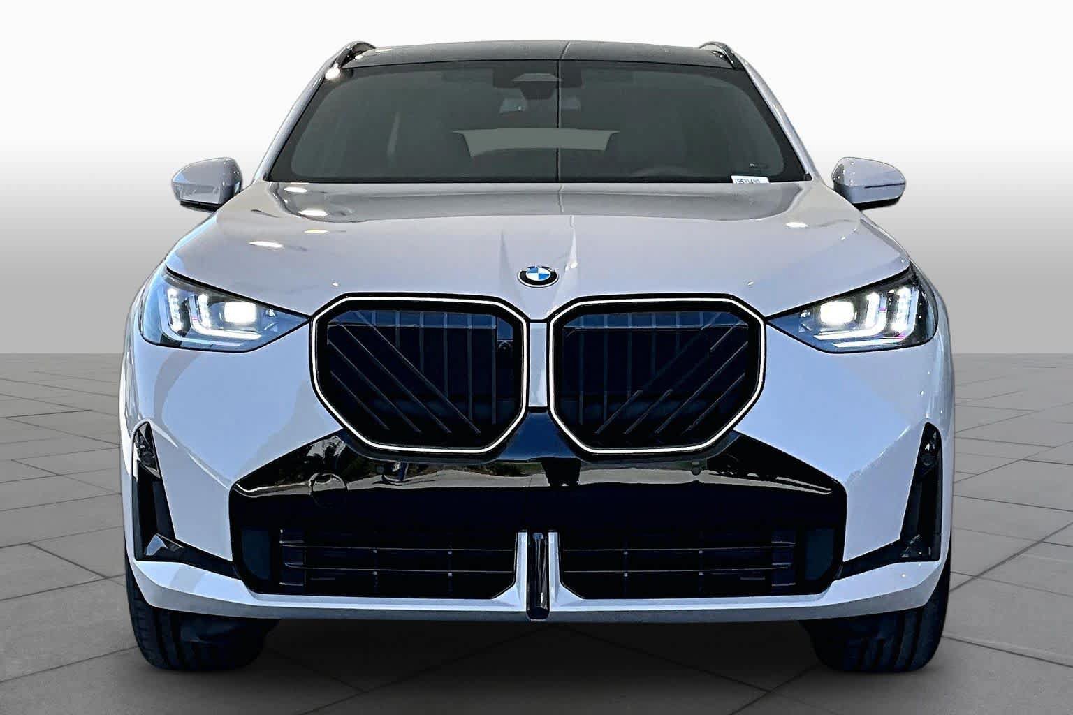 New 2026 BMW X3 xDrive30i w/ Premium Package AWD/4WD image 3